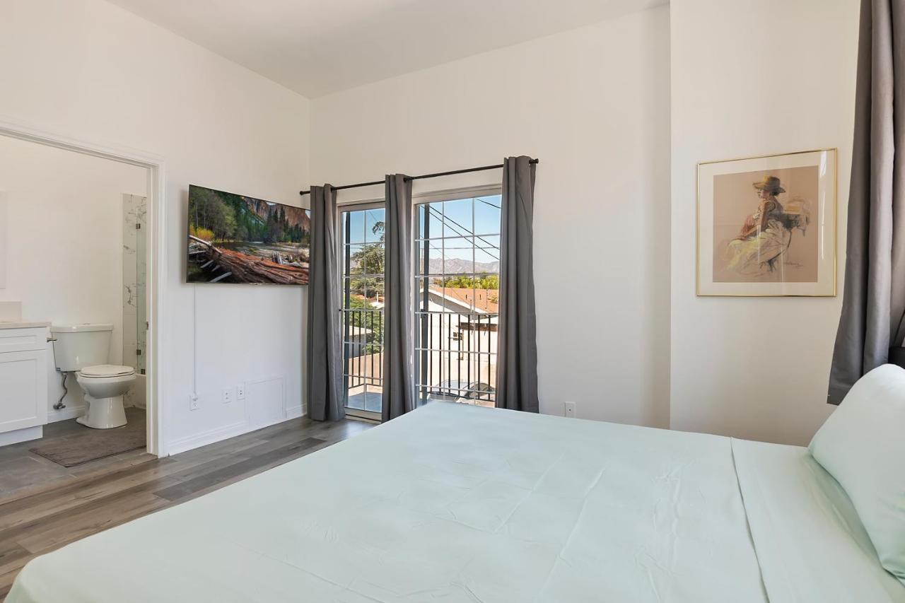 Spacious Private Gated Modern Loft Close To Universal And Hollywood * Los Ángeles